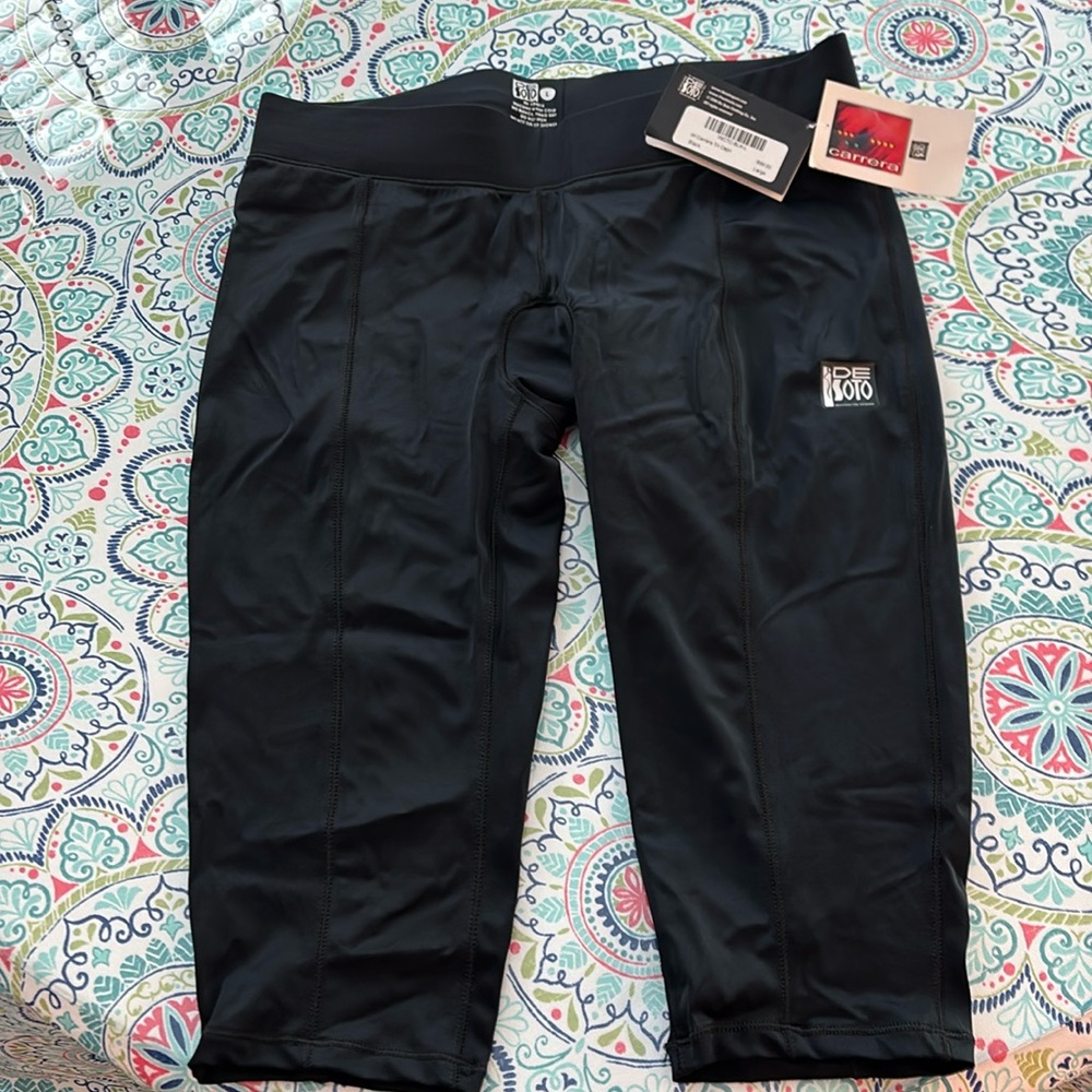 DeSoto Triathlon Women’s Carrera Tri-Capri Large
NWT